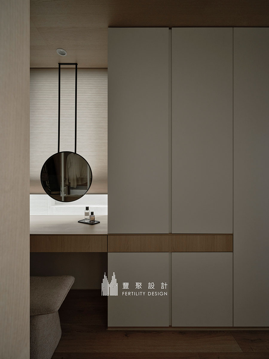 高雄大坪數住宅木質材質特寫，展現自然與質感